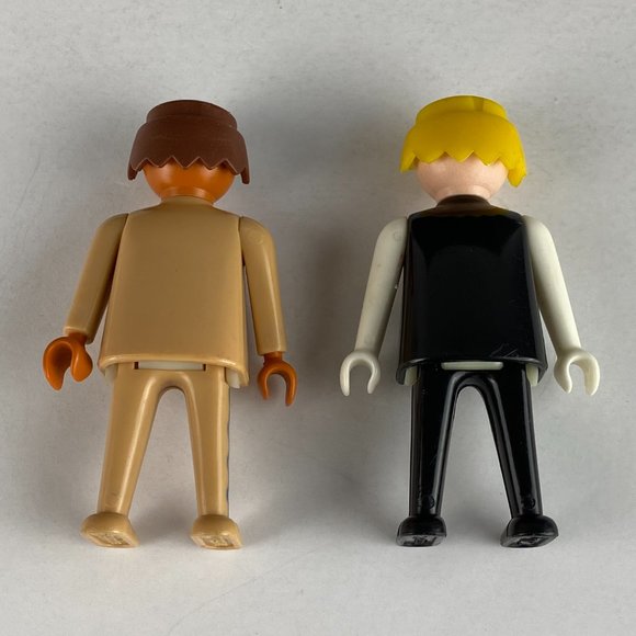 Vtg Geobra 1974 Native American Indian Feathers Sheriff Lot of 2 Figure Toys - Picture 4 of 7